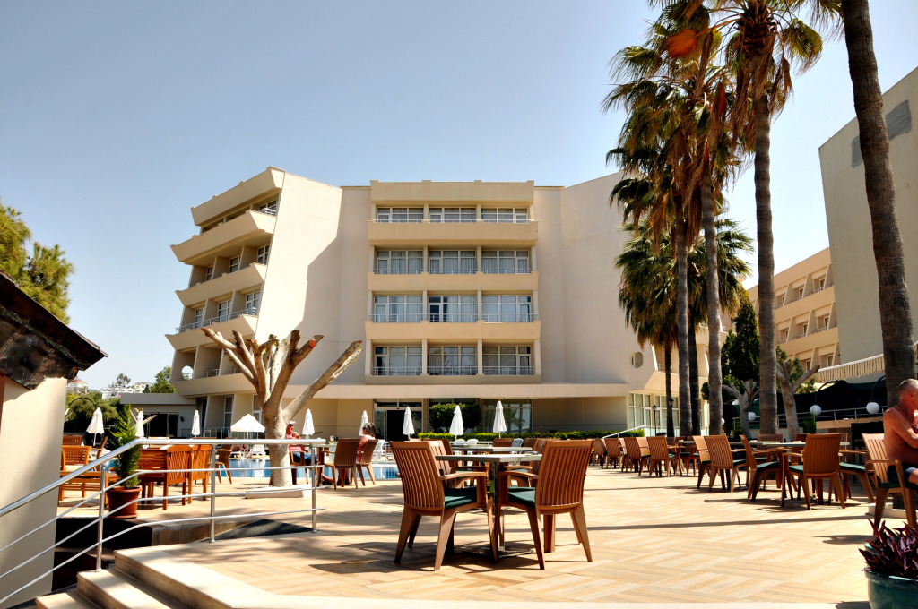 Nerton Hotel