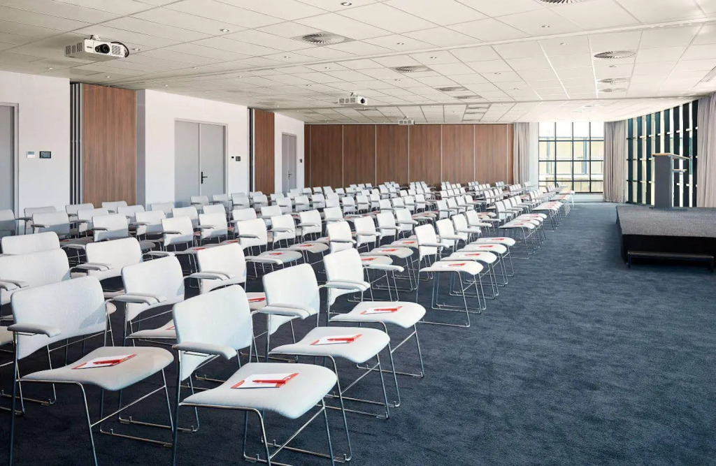 Отель Residence Inn by Marriott Amsterdam Schiphol Airport