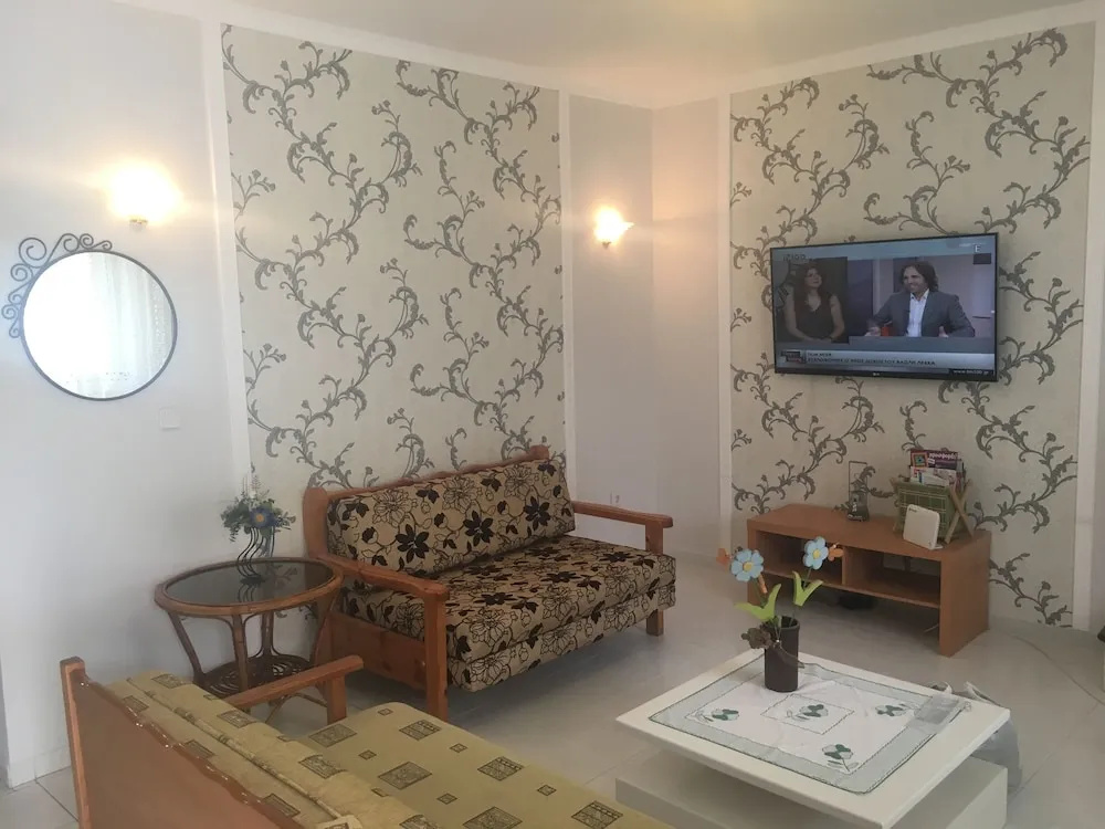 Calista Luxury Appt
