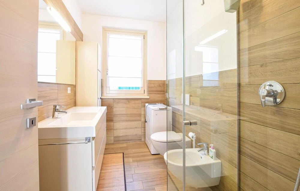 Stunning Apartment in Pastrengo With 1 Bedrooms