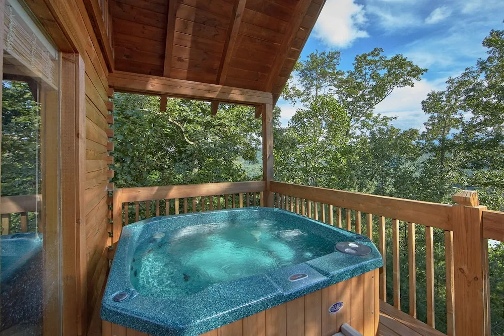 A View For All Seasons 405 - Four Bedroom Cabin