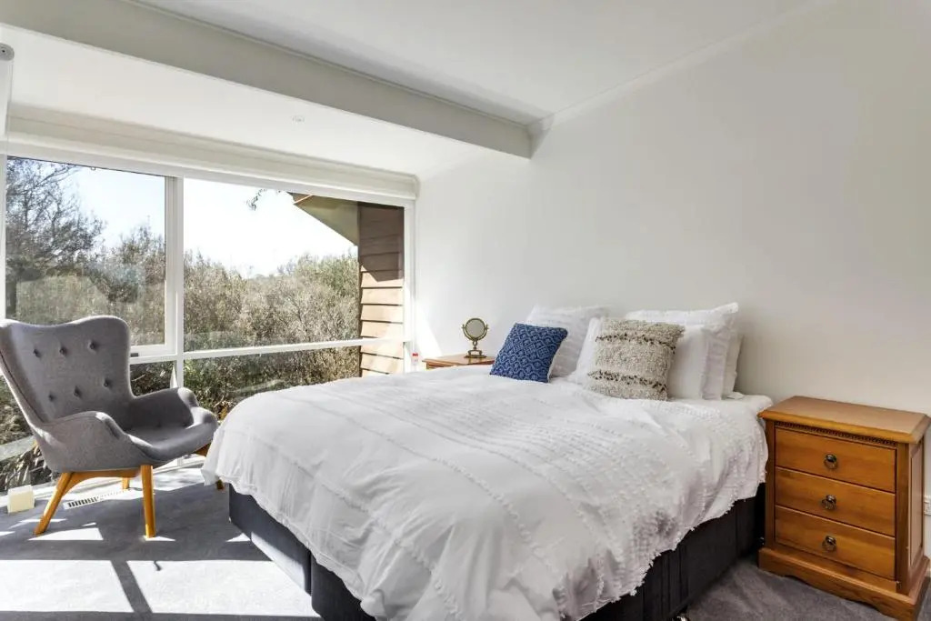 The Heyfield Hideaway: Tennis & Spa