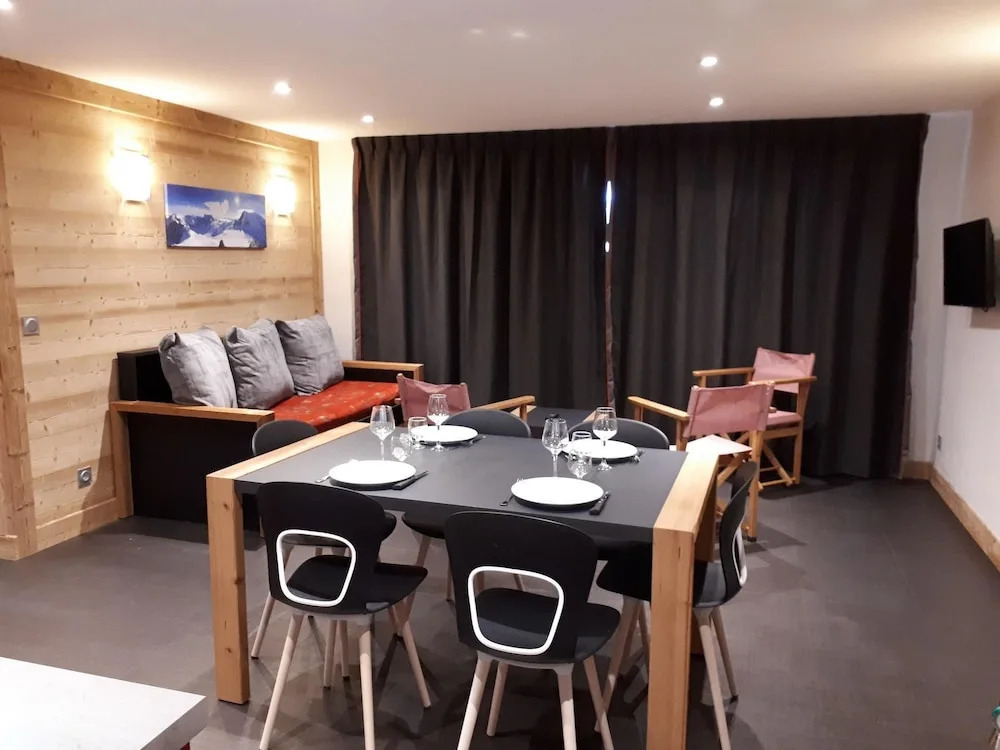 Residence LES Coches Studio in a Family Resort at the Bottom of the Slopes Bac207