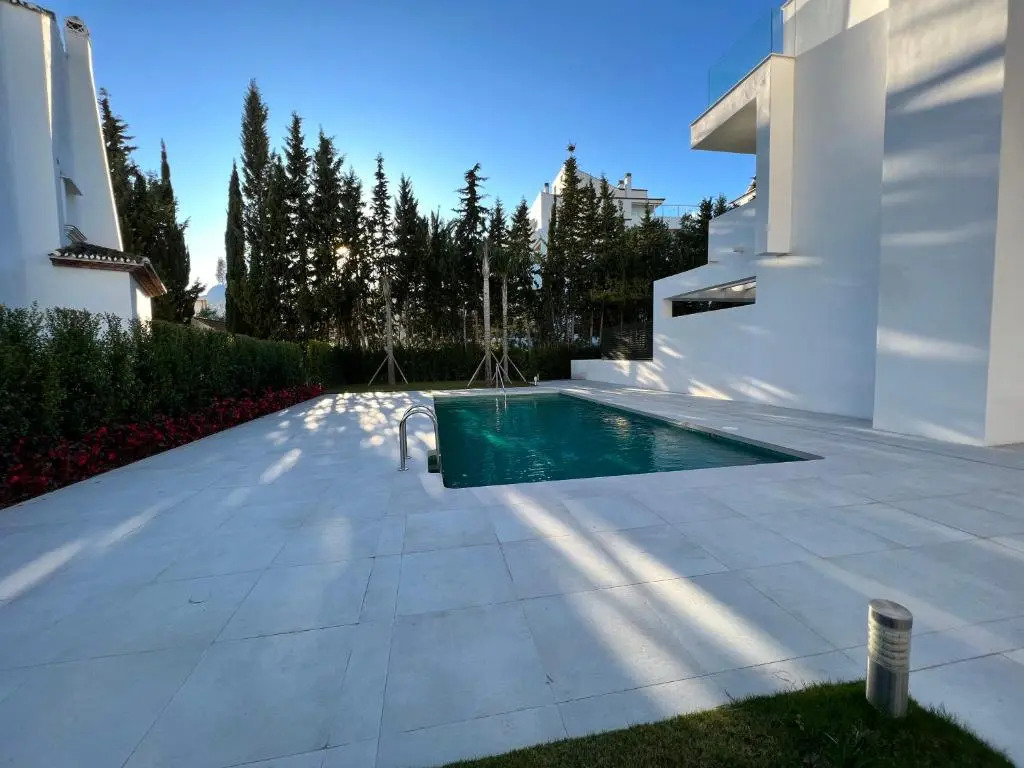 New 3 bed townhouse Estepona beachside