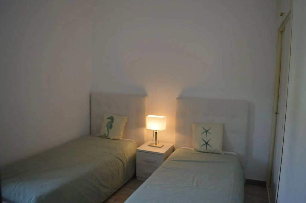 Seafront house in Porto Taverna, independent and 100 meters from the beach with a beautiful view of-Casa Porto Taverna