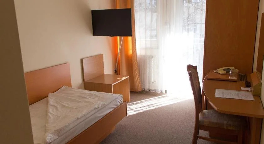 Bella Hotel