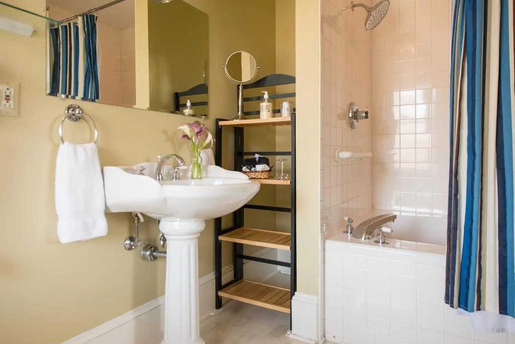 Steeles Tavern Manor Bed and Breakfast