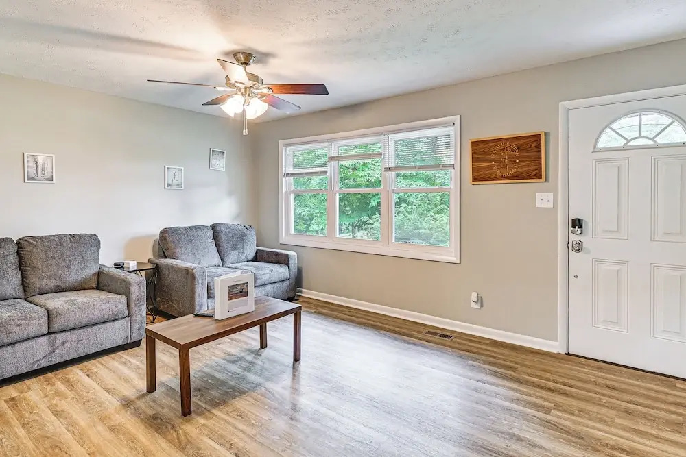 Pinehurst Home w/ Deck < 2 Mi to Golf Course!