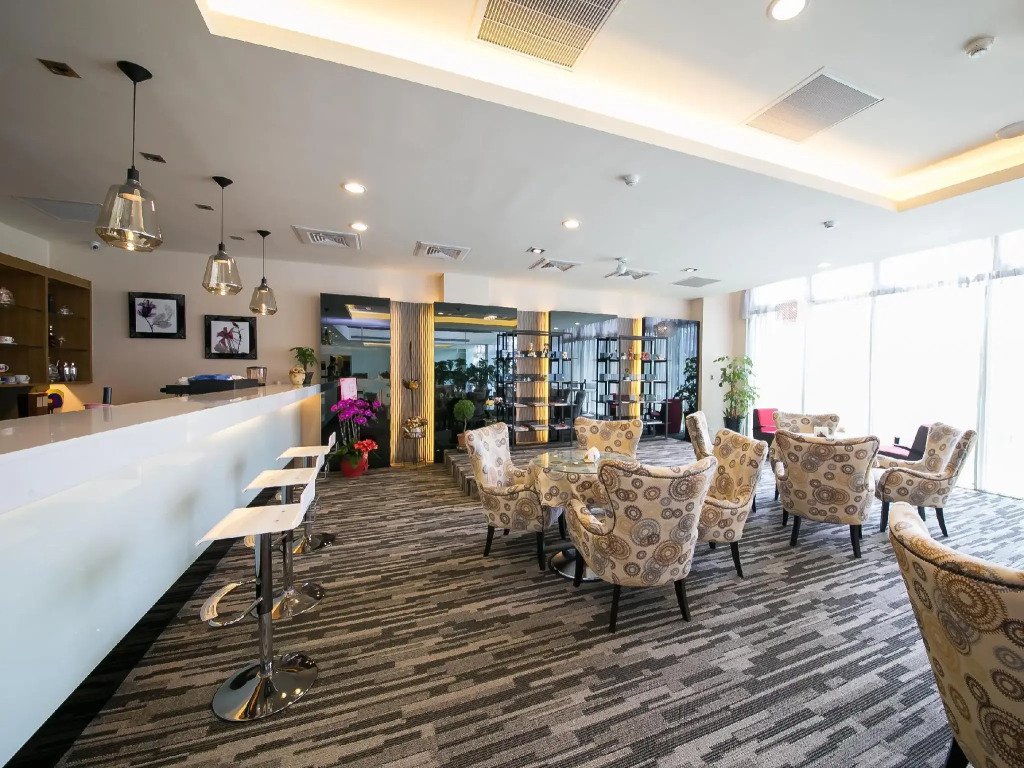 Sunseed International Villa Hotel