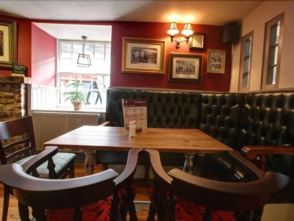 The White Hart