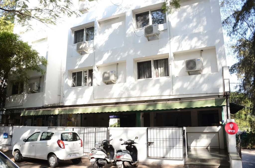 OYO 4104 Surya Villa