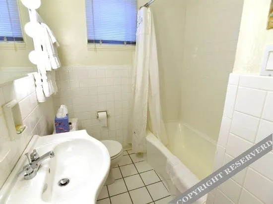 Friendship Suites
