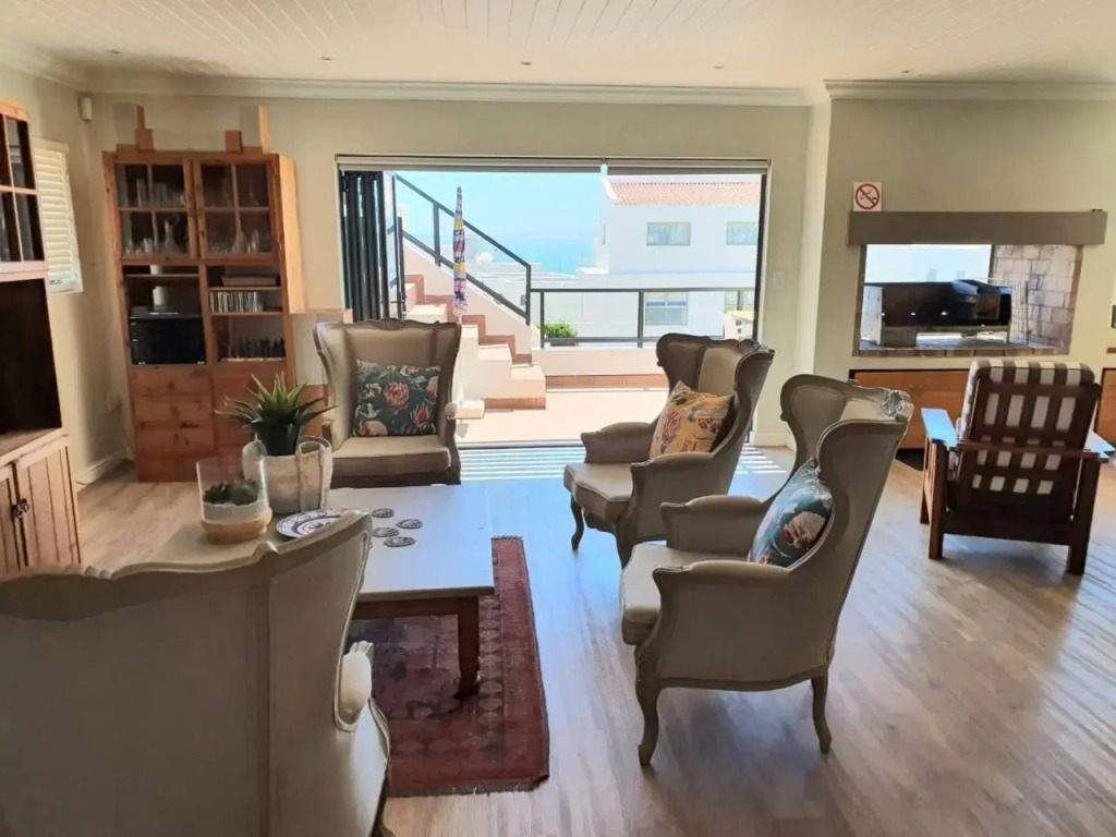 Paradise Beach Apartments Langebaan 4 Elara