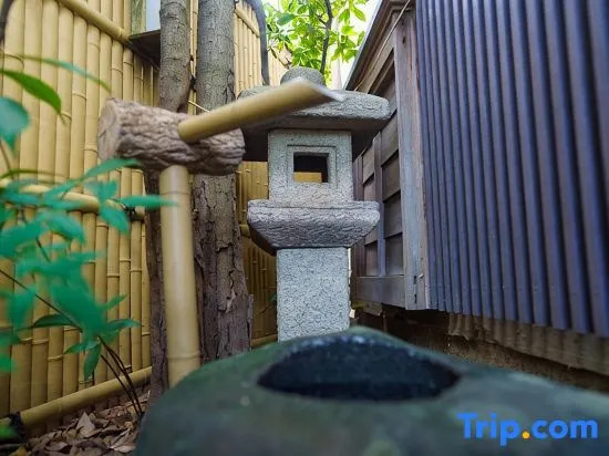 Zen Garden Kominka | Sleeps 8 | Parking | ITM Easy