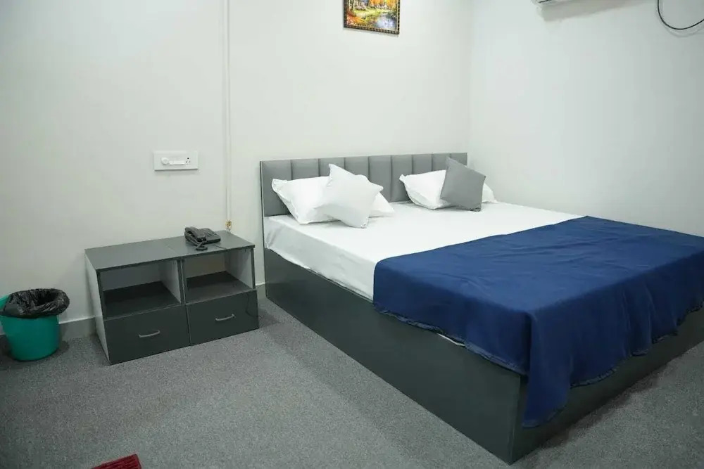 Hotel O New Hotel Hamsa