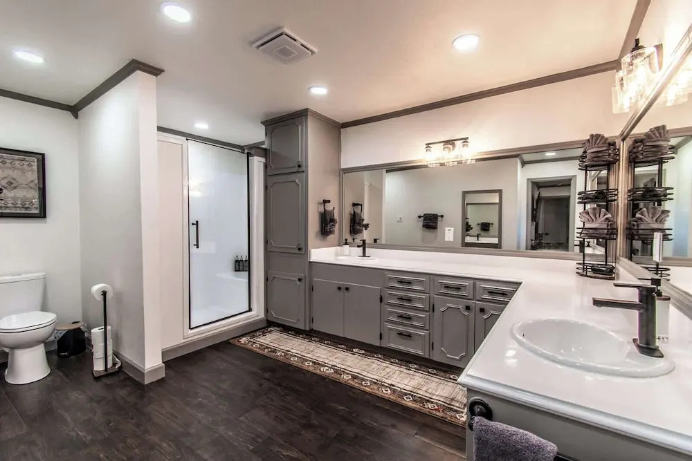 Ocean Dr Sleeps 19 With Hot Tub & Game Room