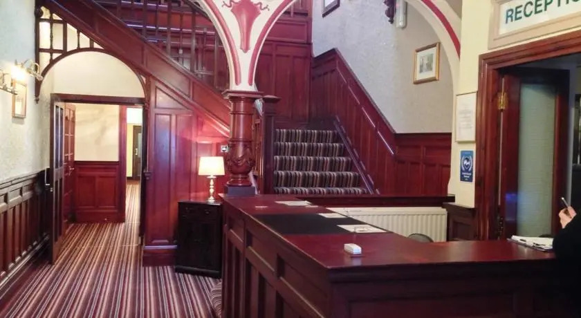 Queens Hotel