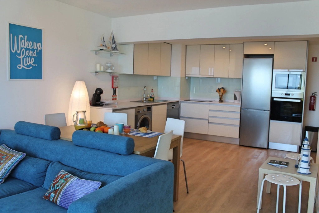 Overlooking the Marina, central location | Petronella Marina Apartment
