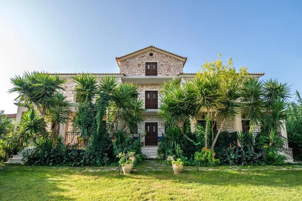 Villa Pounente Apartments - 300m from the beach, by ZanteWize