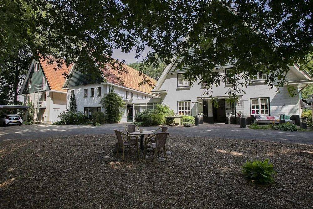 Hotel De Barones