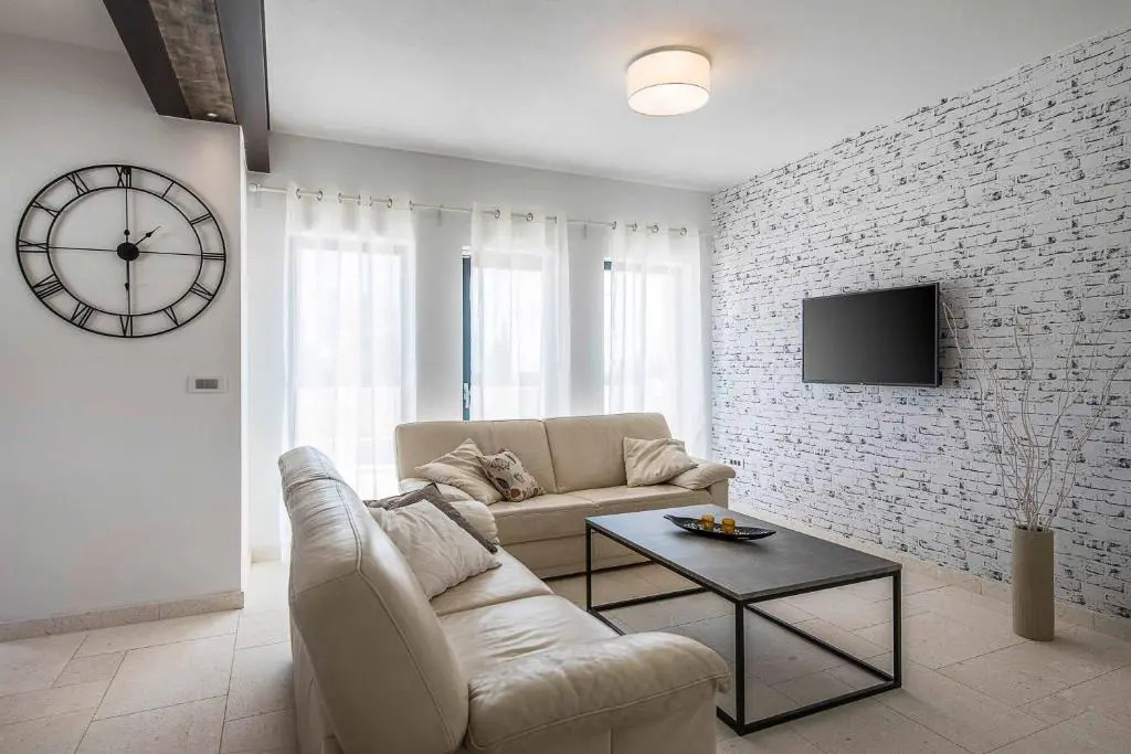 Villa Rocksalt
