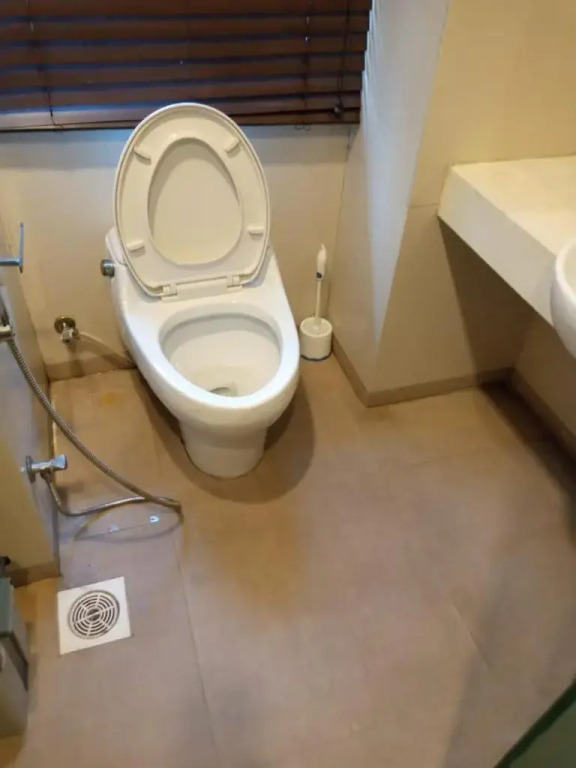 Royal Two Bed Luxury Apartment Gulberg