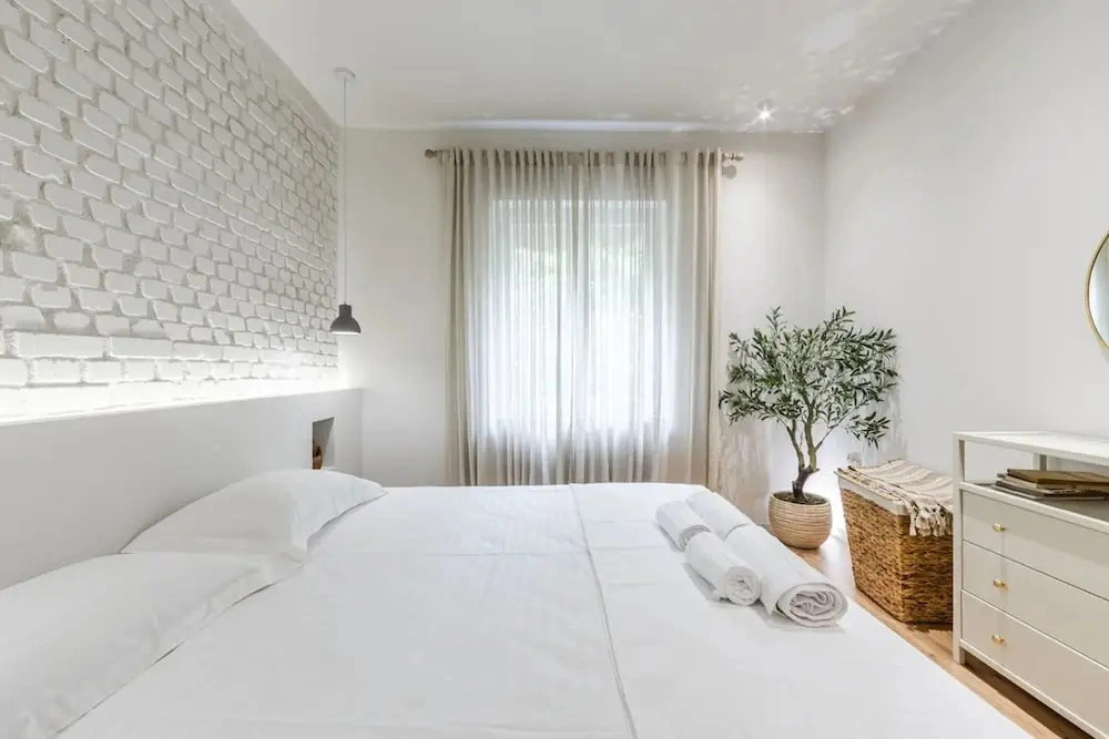 The Homey Flat Stylish 2BR City Apartment