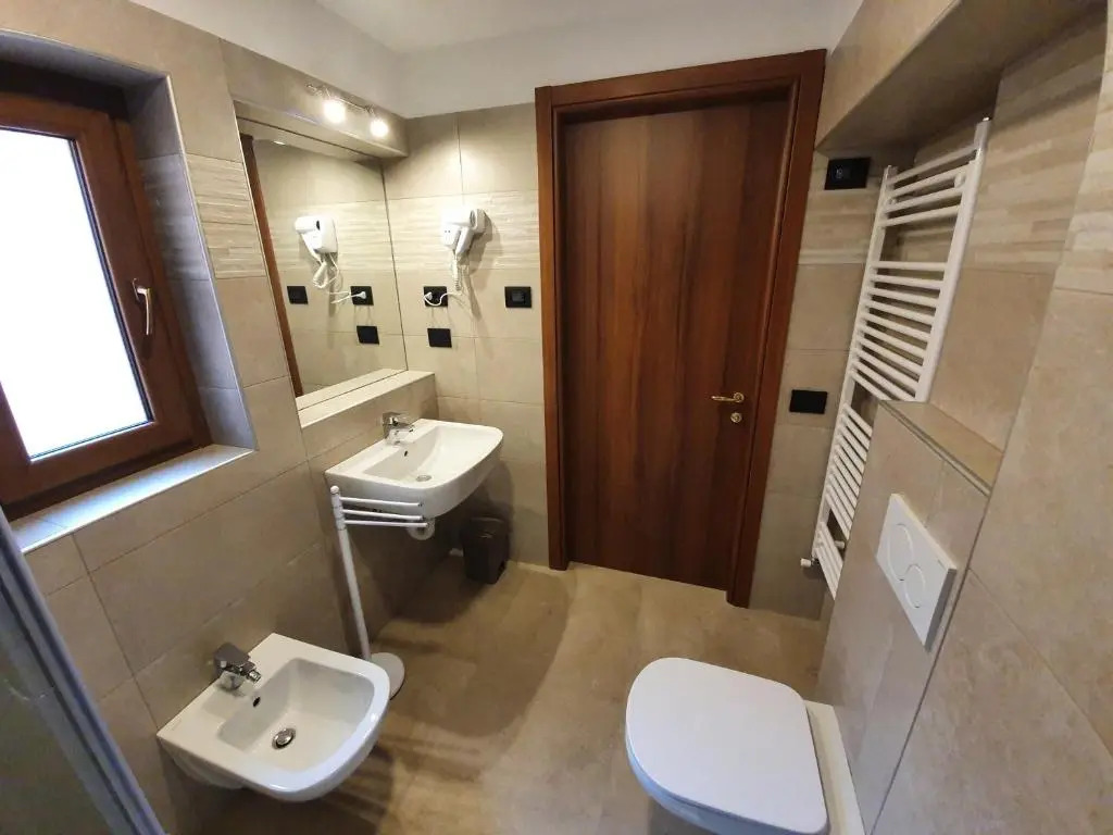 azalea Rooms & apartments domo 5