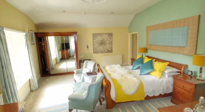 Pen-Y-Dyffryn Country Hotel