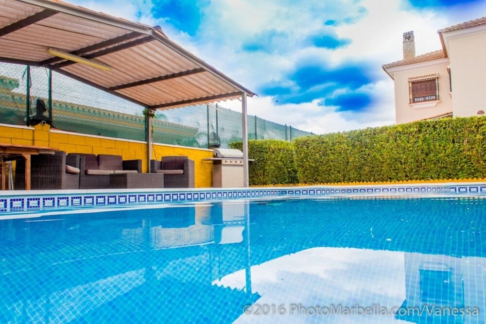 Villa With 2 Bedrooms in Alhaurin de la Torre, With Wonderful Mountain