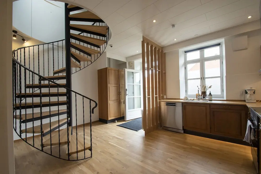 Stylish two floor Deluxe Apartment