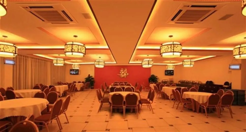 Purple Attic Holiday Hotel