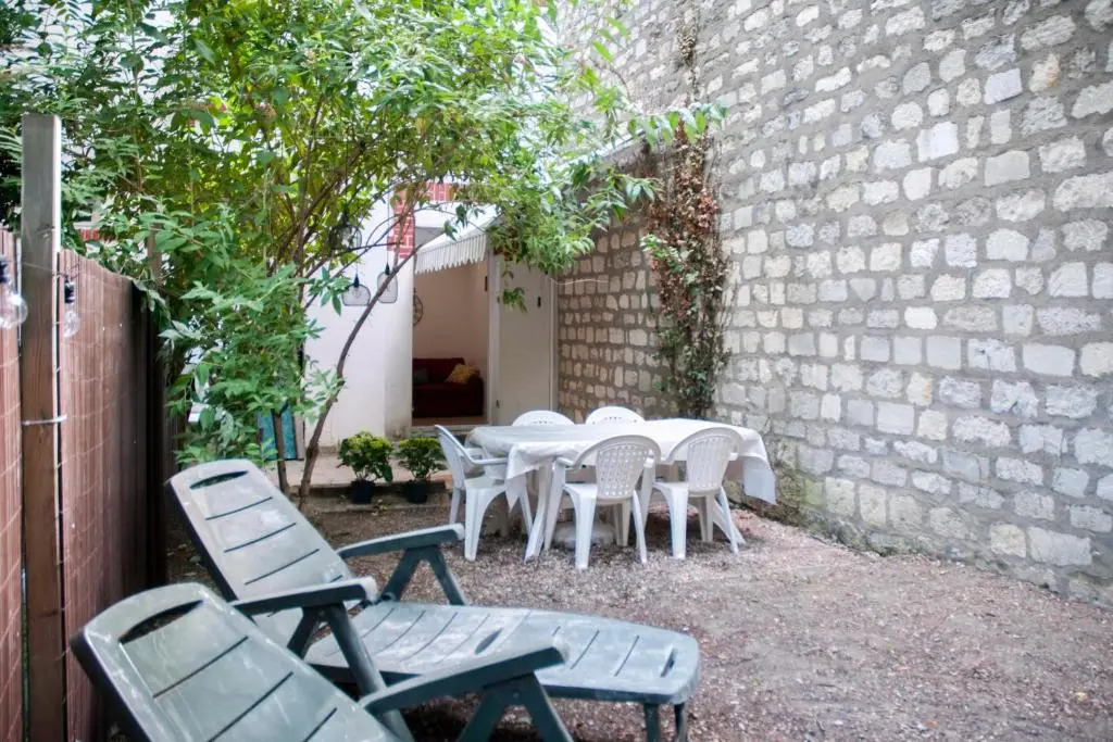 Bright 45m With Garden In Ivry Sur Seine