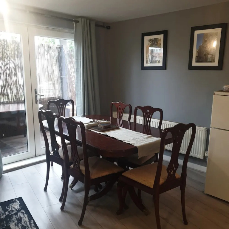 Dartford Bridge Serviced Apartment