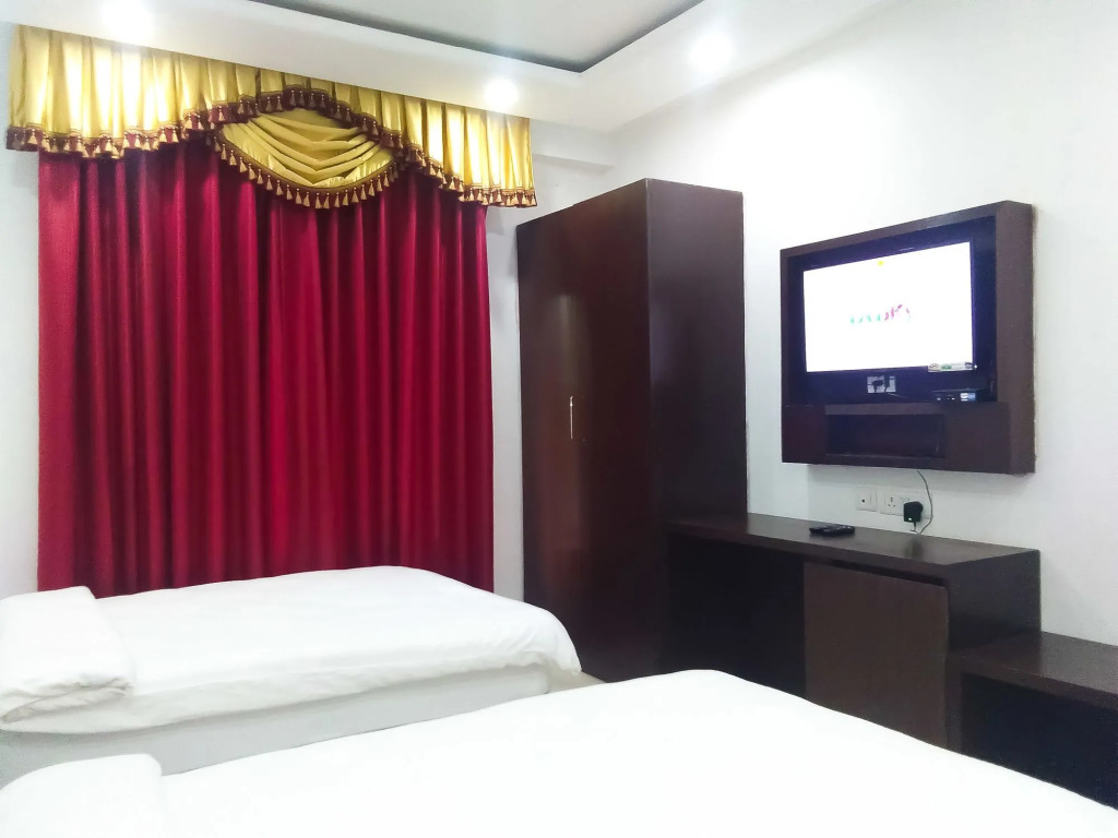 Hotel Seven Inn Bodhgaya