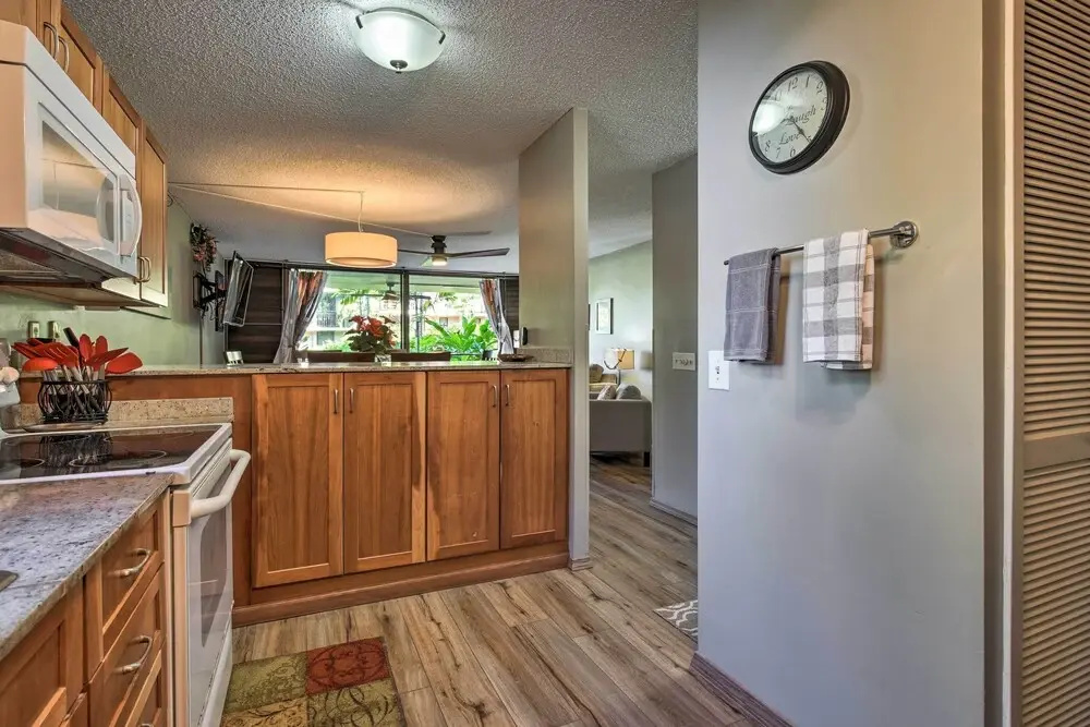 Kailua-kona Condo w/ 2 Private Lanais!