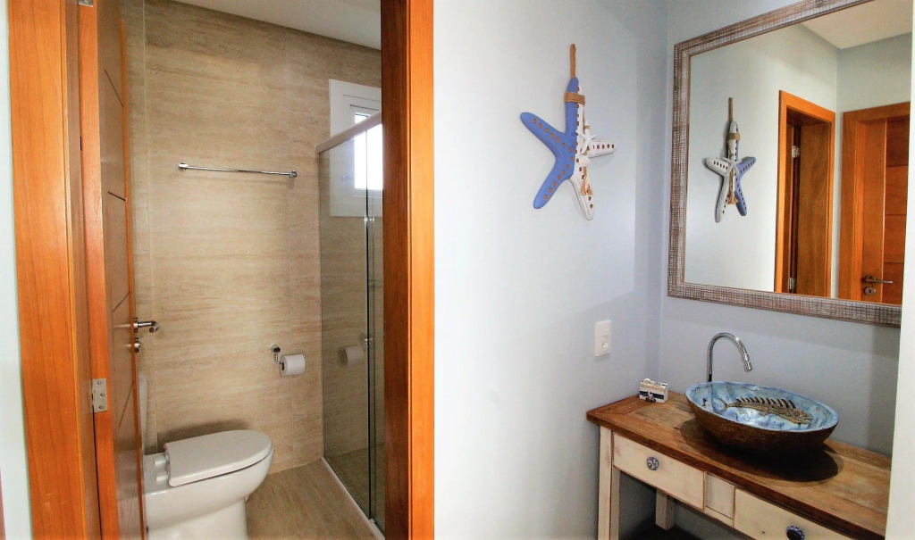1082 - Flat com Vista para o Mar e Hidromassagem para Locação de Temporada em Bombinhas