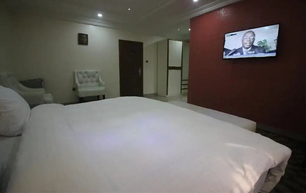 Nugget Hotel