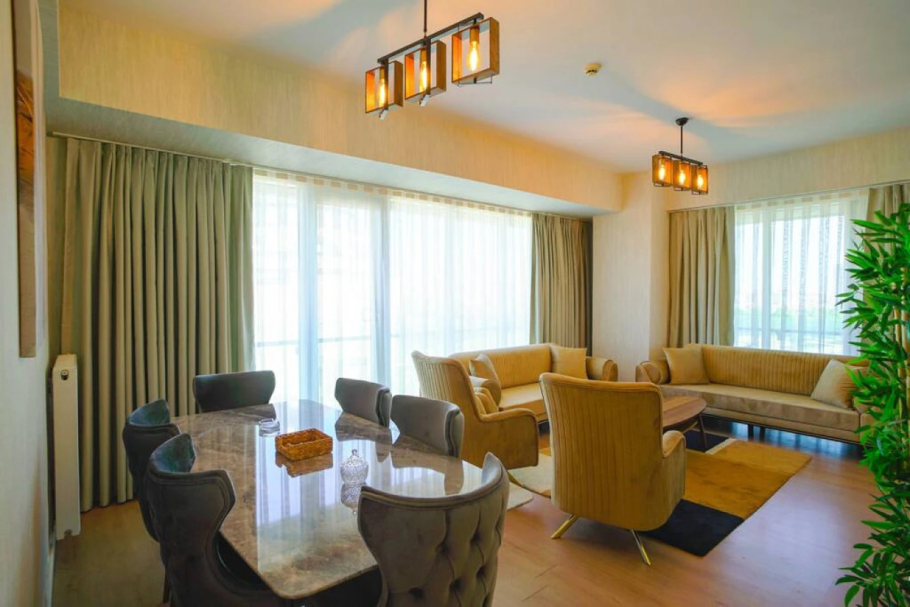 2 Bedroom Luxury Apartment near Mall of Istanbul