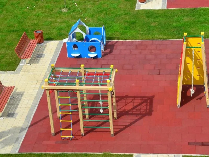 Barkhatnye Sezony-chistiye Prudy Sector 12