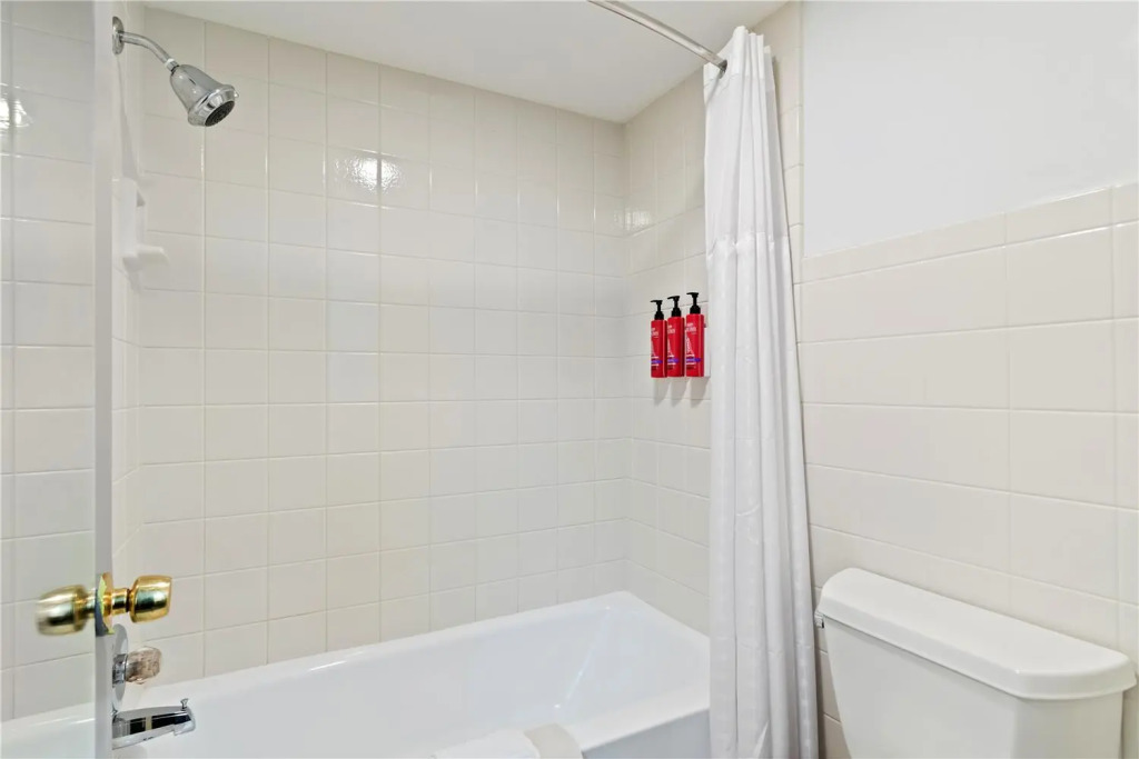 SureStay Studio by Best Western Paradise Lancaster County
