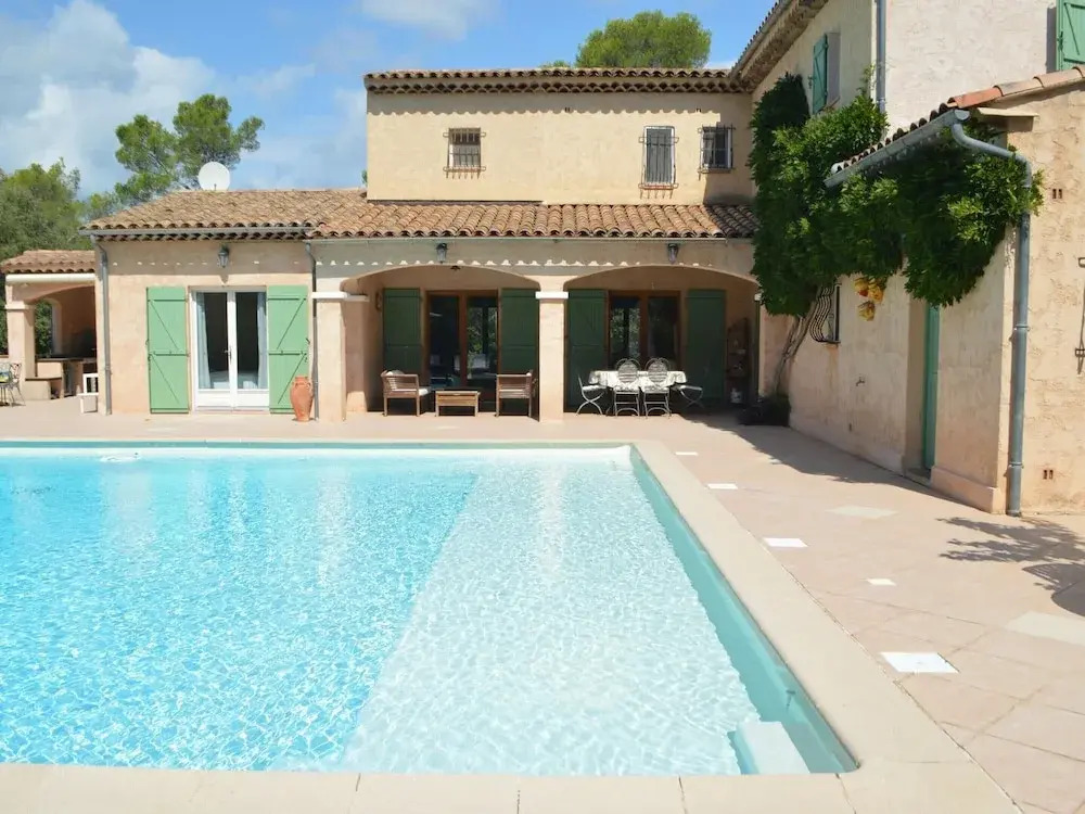 Rural Villa in Lorgues With a Private Pool