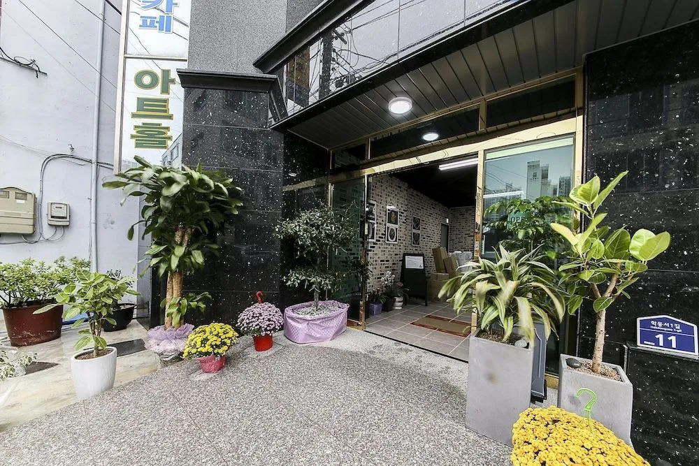 Yeosu Rainbow Self check-in Motel