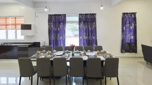 Shamrock Villas Corner OR Seaview OR Standard