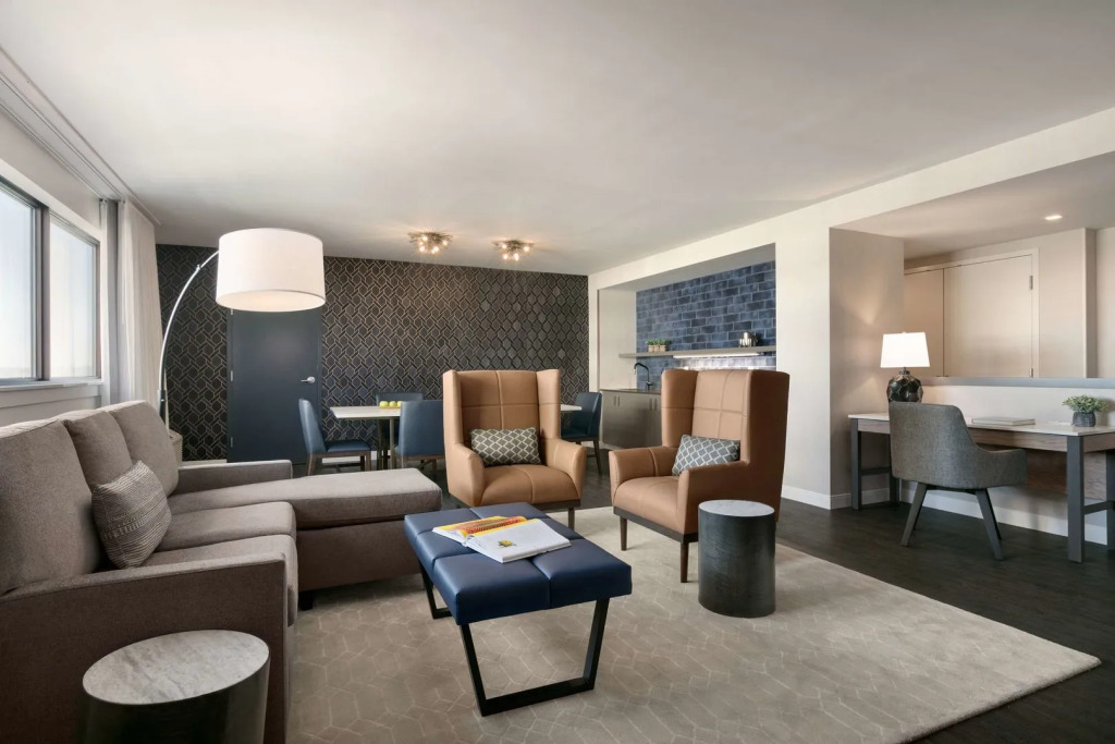 DoubleTree by Hilton Canton Downtown