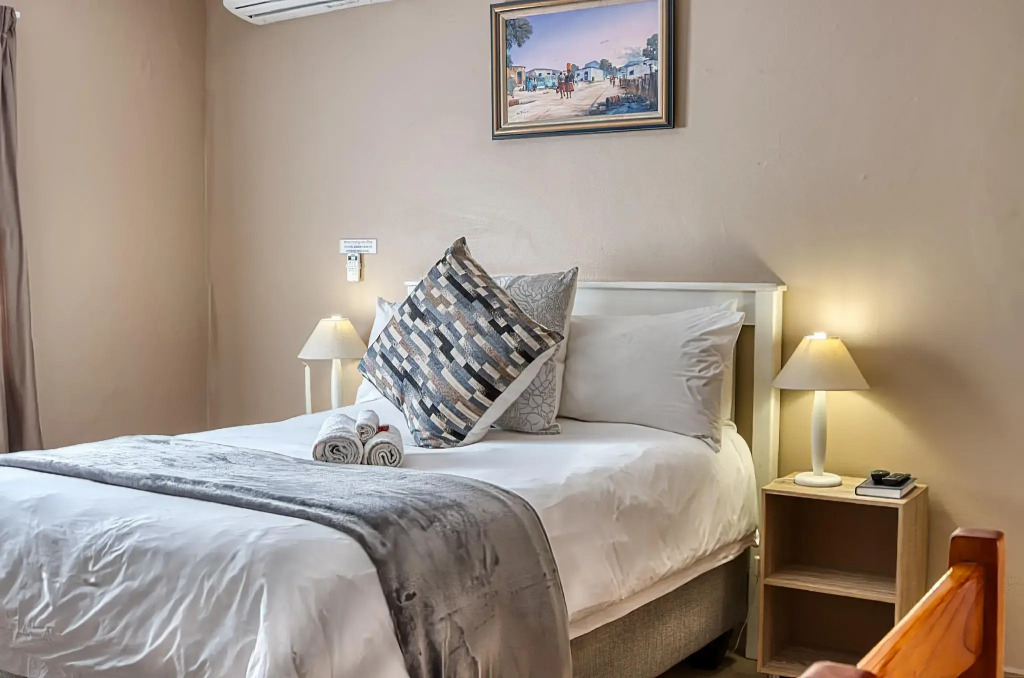 Woodpecker's Inn Guest House