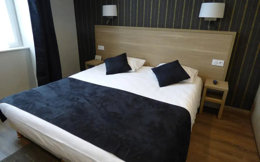 Le Grand Hôtel de Mayenne - Logis hôtels restaurant