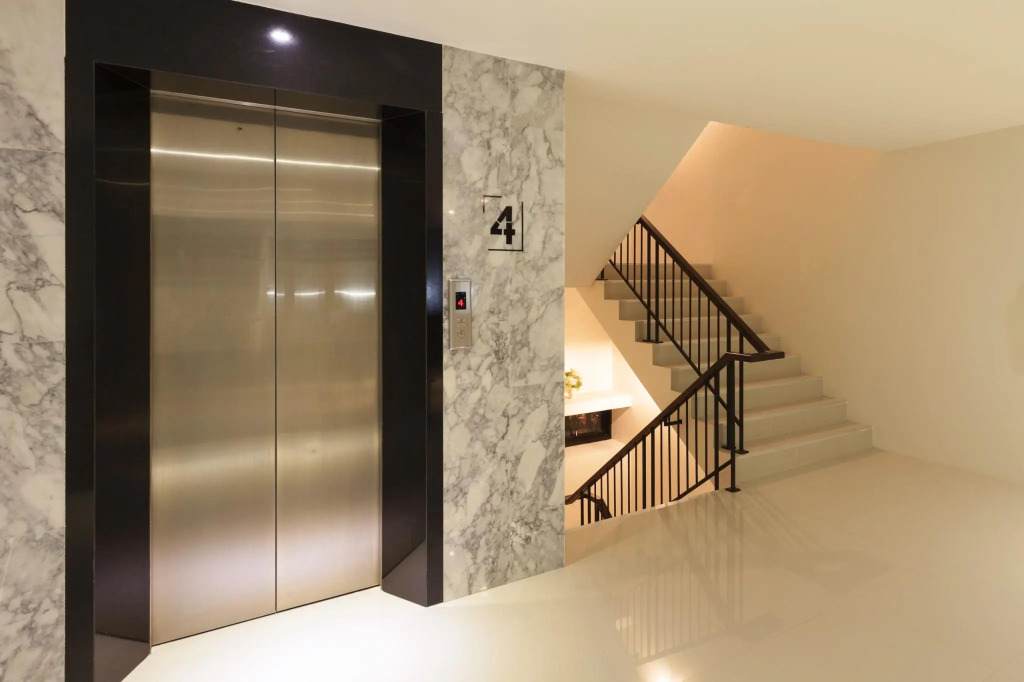 Le Park Hotel