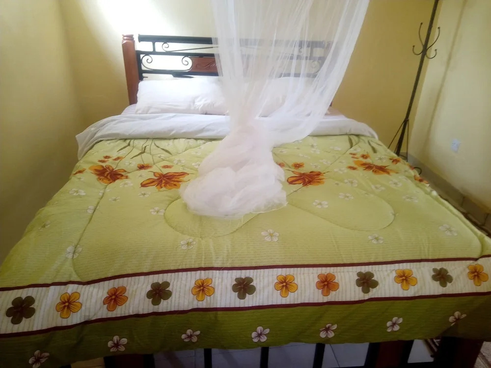 Safari Homestay