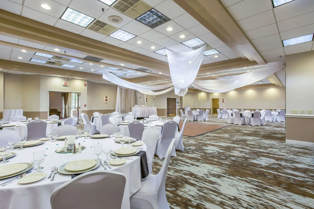 Burrstone Inn, an Ascend Collection Hotel